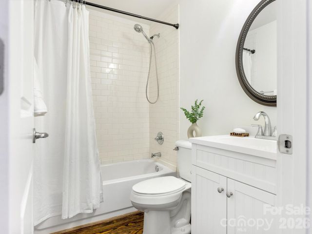 1830 Logie Avenue, Charlotte, NC 28205