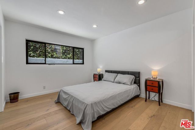1287 Casiano Road, Los Angeles, CA 90049