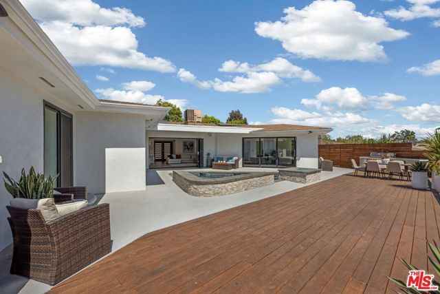 1287 Casiano Road, Los Angeles, CA 90049