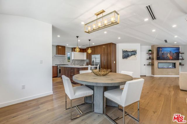 1287 Casiano Road, Los Angeles, CA 90049