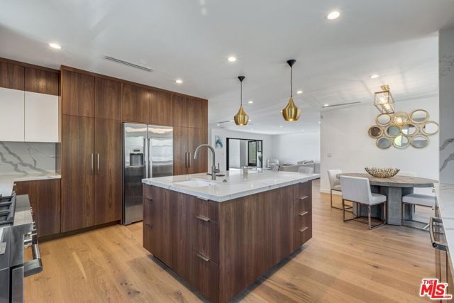 1287 Casiano Road, Los Angeles, CA 90049