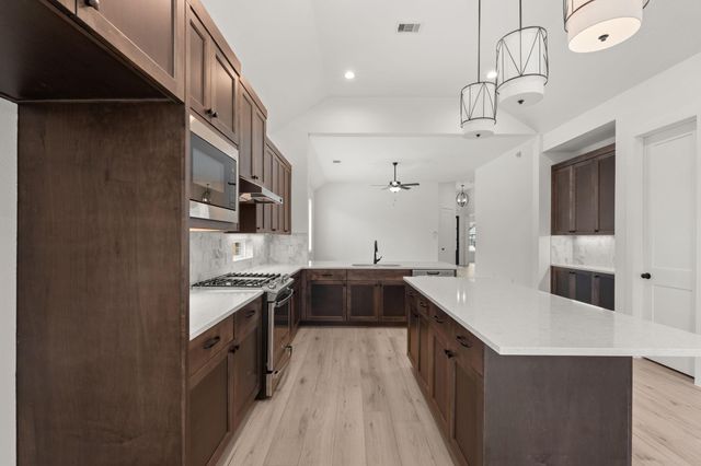 28823 Chalk Ridge Drive, New Caney, TX 77357