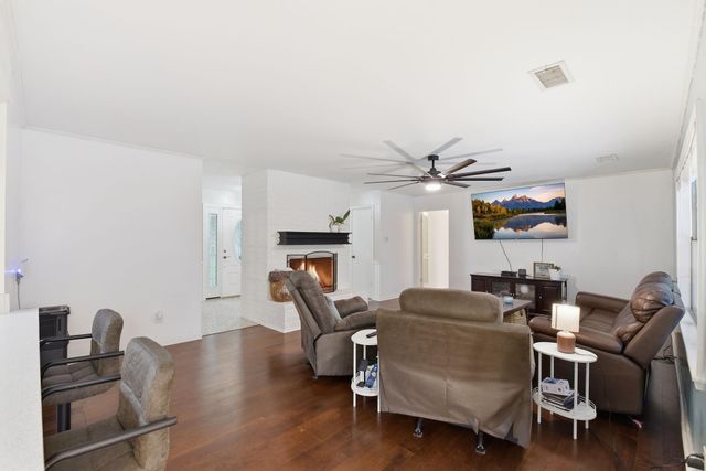 25506 Many Oak Drive, Spring, TX 77380