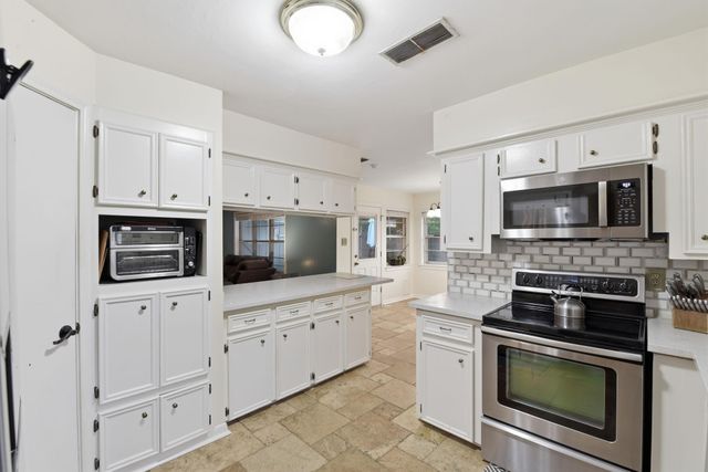 25506 Many Oak Drive, Spring, TX 77380