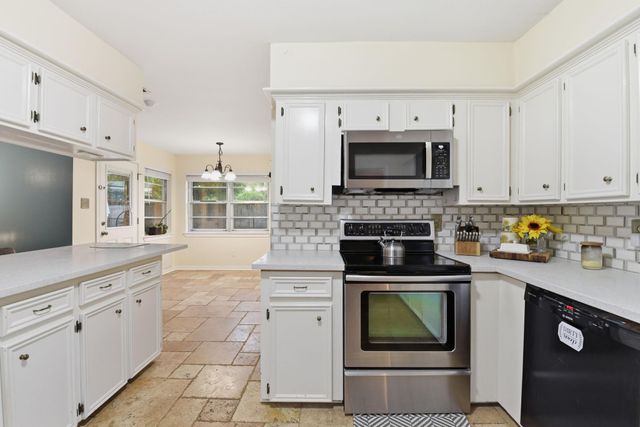 25506 Many Oak Drive, Spring, TX 77380