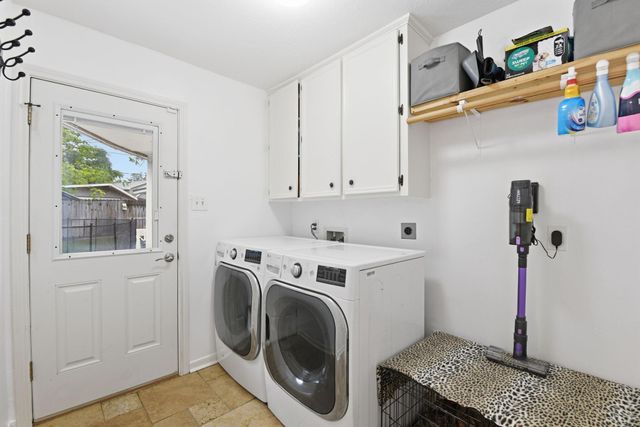 25506 Many Oak Drive, Spring, TX 77380