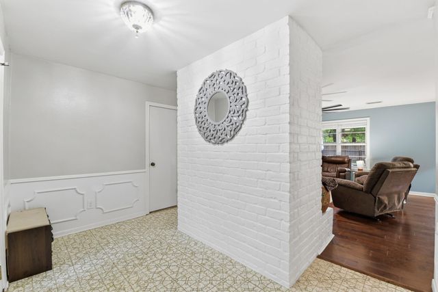 25506 Many Oak Drive, Spring, TX 77380