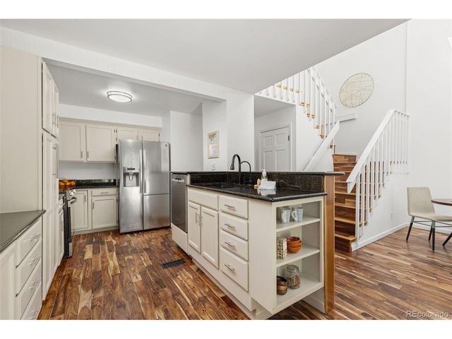 1930 S Helena St D, Aurora, CO 80013