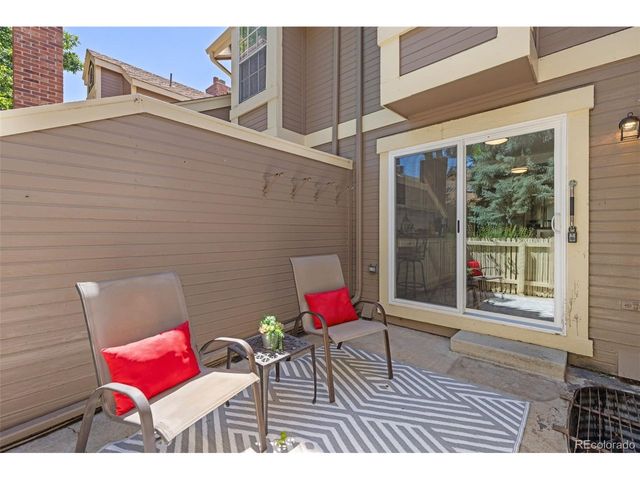 1930 S Helena St D, Aurora, CO 80013