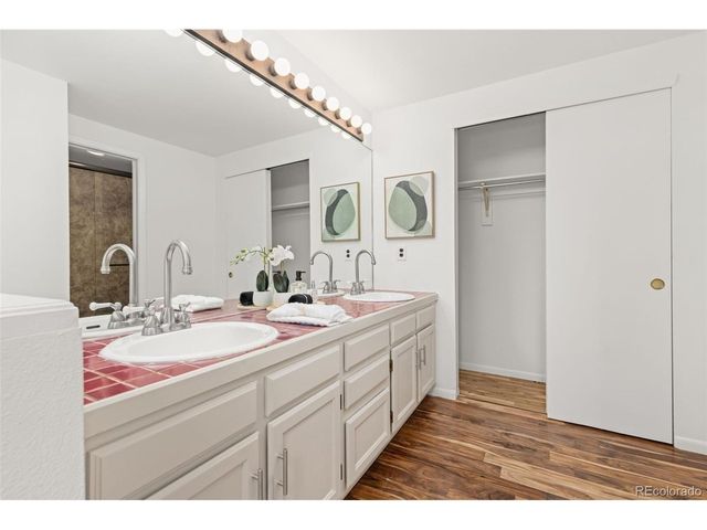 1930 S Helena St D, Aurora, CO 80013