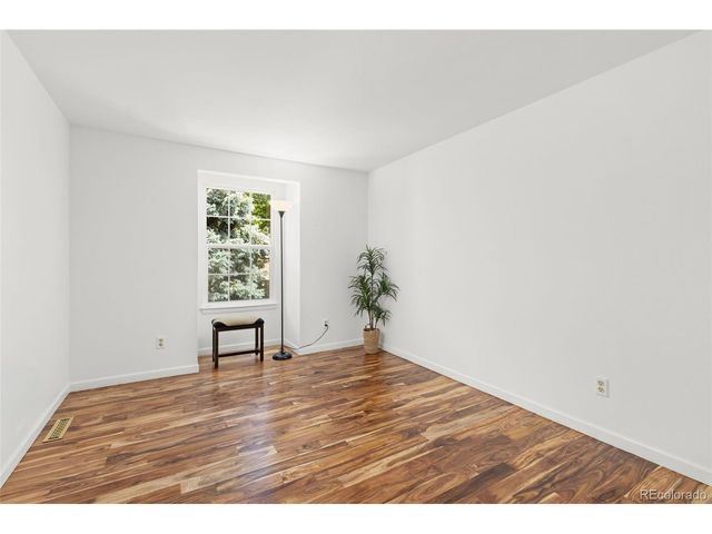 1930 S Helena St D, Aurora, CO 80013