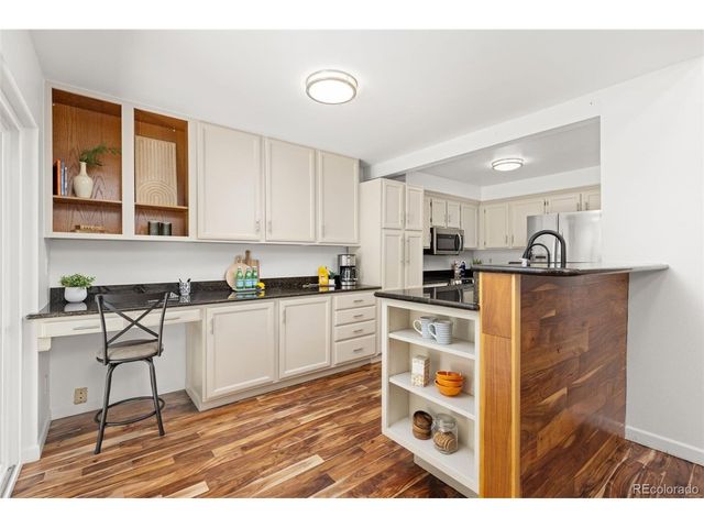 1930 S Helena St D, Aurora, CO 80013