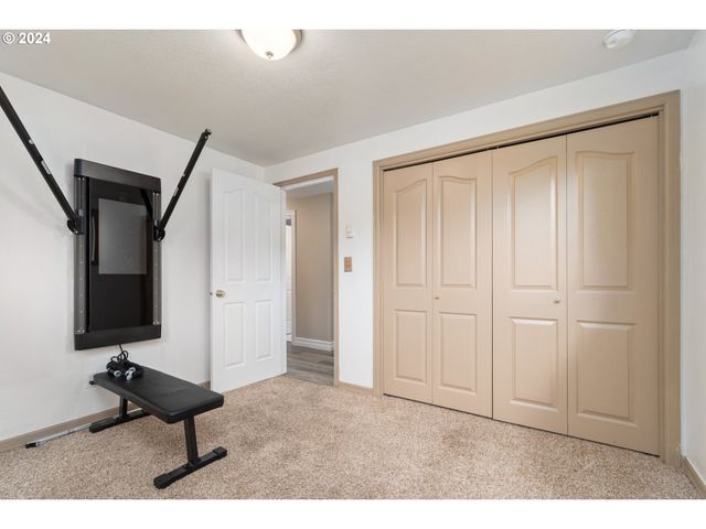 87313 CHINQUAPIN Loop, Veneta, OR 97487