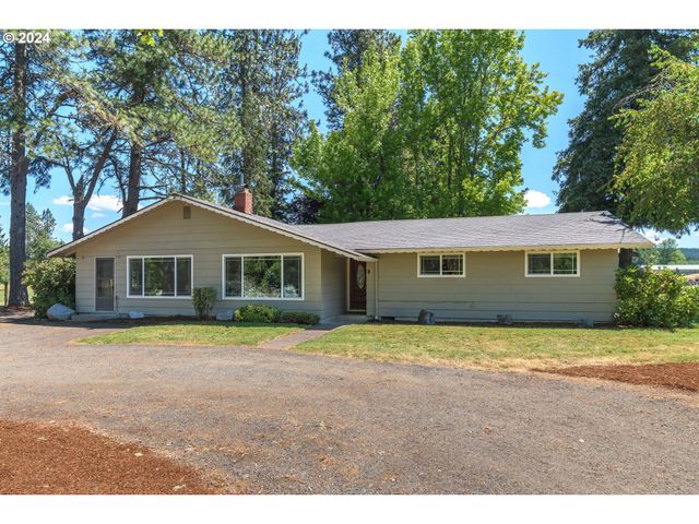 87313 CHINQUAPIN Loop, Veneta, OR 97487