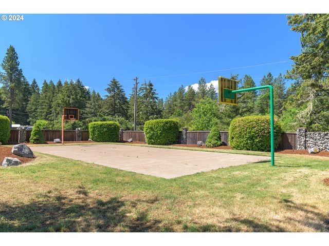 87313 CHINQUAPIN Loop, Veneta, OR 97487