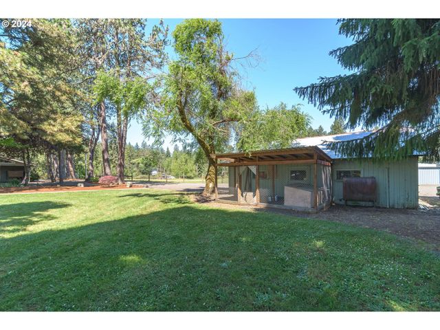 87313 CHINQUAPIN Loop, Veneta, OR 97487