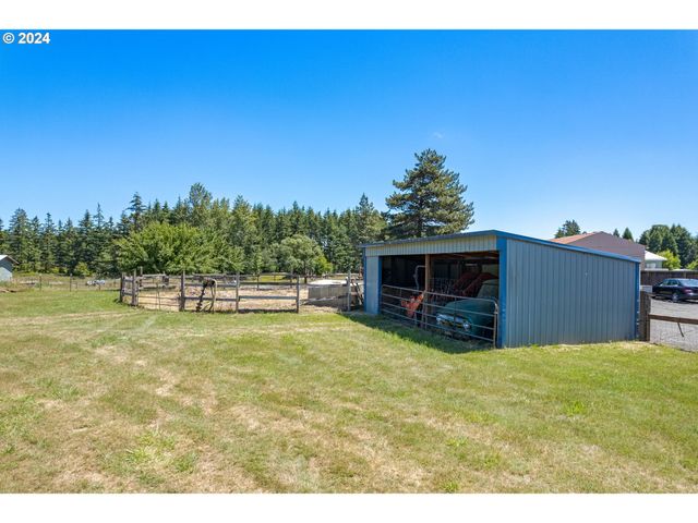 87313 CHINQUAPIN Loop, Veneta, OR 97487