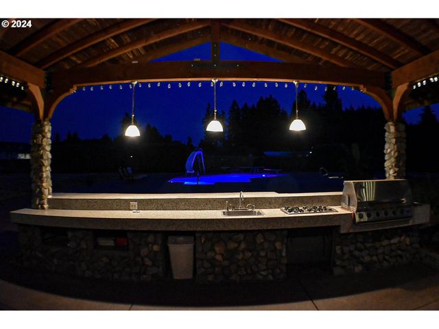 87313 CHINQUAPIN Loop, Veneta, OR 97487