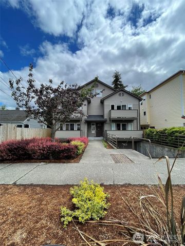 8830 Nesbit Avenue N, Seattle, WA 98103