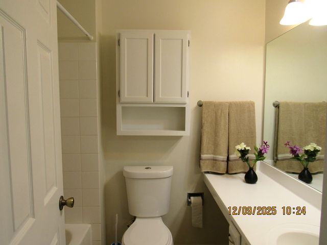 2790 GLASGOW Court X1, Schaumburg, IL 60194