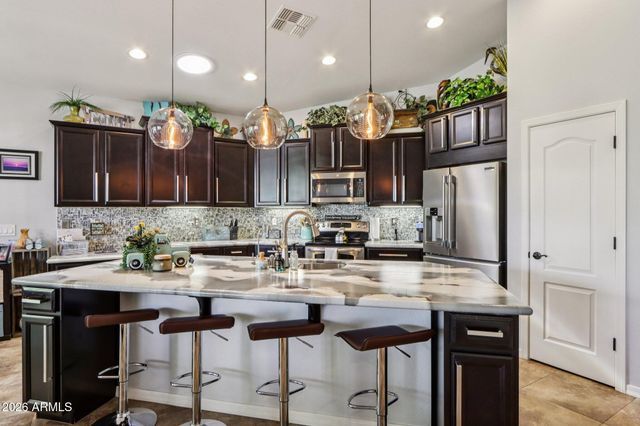 9811 S 2ND Place, Phoenix, AZ 85042