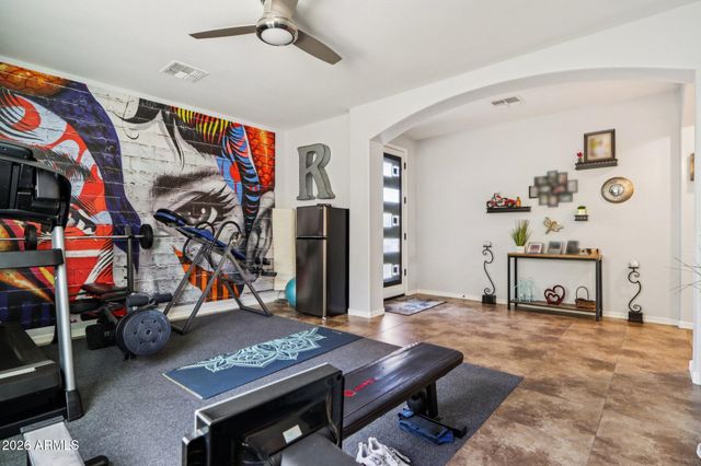 9811 S 2ND Place, Phoenix, AZ 85042