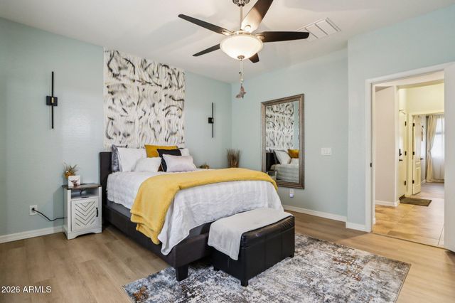 9811 S 2ND Place, Phoenix, AZ 85042