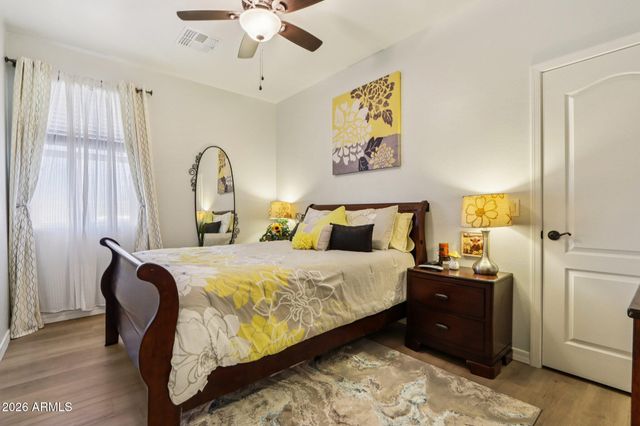 9811 S 2ND Place, Phoenix, AZ 85042