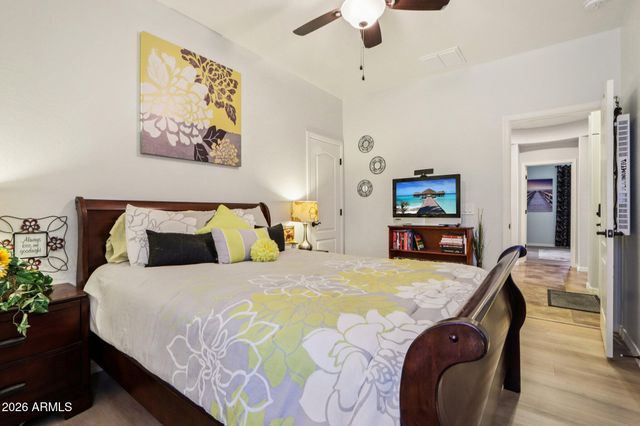 9811 S 2ND Place, Phoenix, AZ 85042