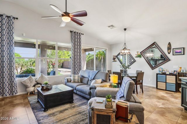 9811 S 2ND Place, Phoenix, AZ 85042