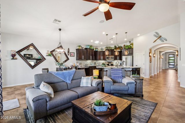 9811 S 2ND Place, Phoenix, AZ 85042