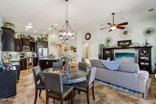 9811 S 2ND Place, Phoenix, AZ 85042