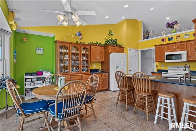 3904 Huxley Drive, Springfield, IL 62711