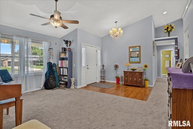 3904 Huxley Drive, Springfield, IL 62711