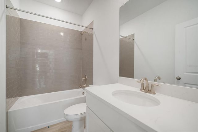 10705 WADING RIVER AVENUE, Parrish, FL 34219