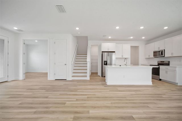 10705 WADING RIVER AVENUE, Parrish, FL 34219