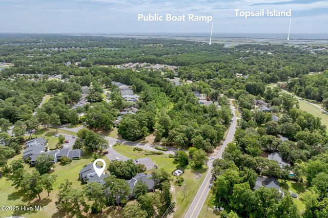 732 Azalea Drive 413, Hampstead, NC 28443