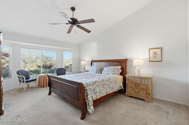 1019 N Rams Head Road, Green Valley, AZ 85614