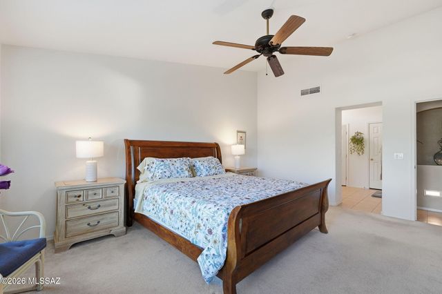 1019 N Rams Head Road, Green Valley, AZ 85614