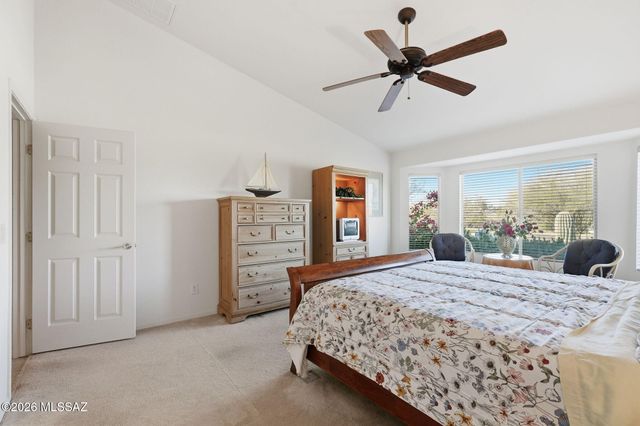 1019 N Rams Head Road, Green Valley, AZ 85614