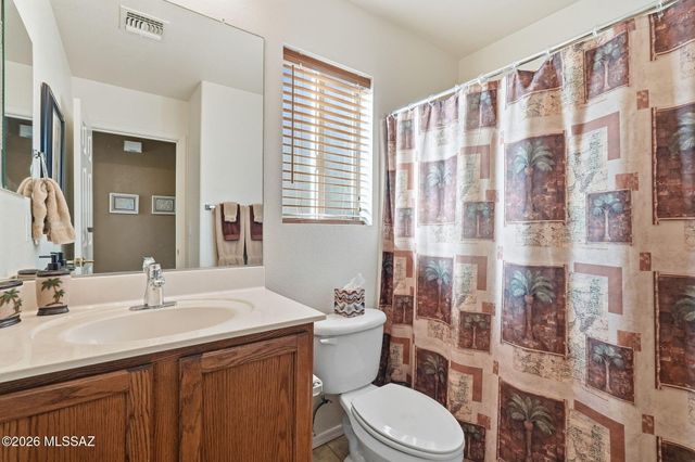 1019 N Rams Head Road, Green Valley, AZ 85614