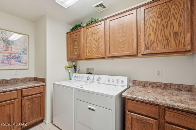 1019 N Rams Head Road, Green Valley, AZ 85614