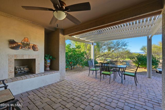 1019 N Rams Head Road, Green Valley, AZ 85614