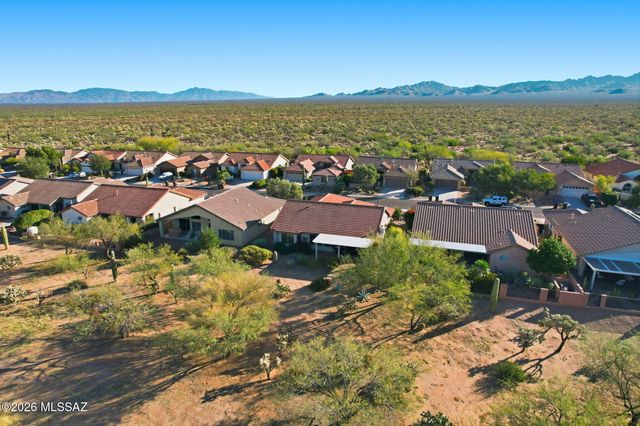 1019 N Rams Head Road, Green Valley, AZ 85614