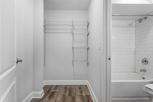5534 N Kenmore Avenue 504, Chicago, IL 60640