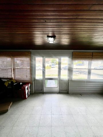 309 Franklin Avenue, Hewlett, NY 11557