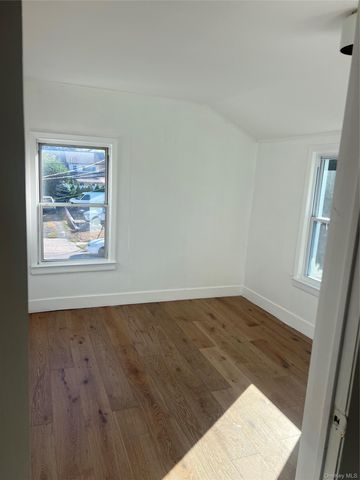 309 Franklin Avenue, Hewlett, NY 11557