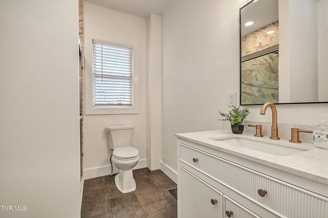 1132 Virginia Avenue, Bristol, TN 37620