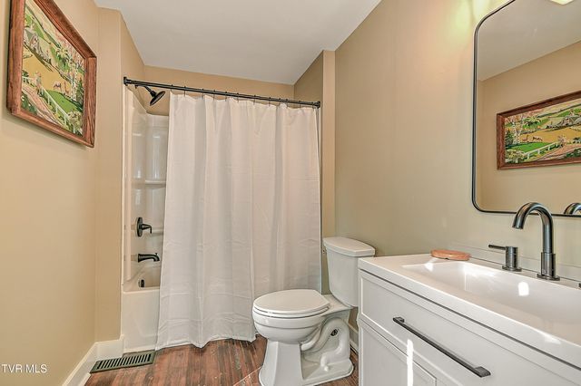 1132 Virginia Avenue, Bristol, TN 37620