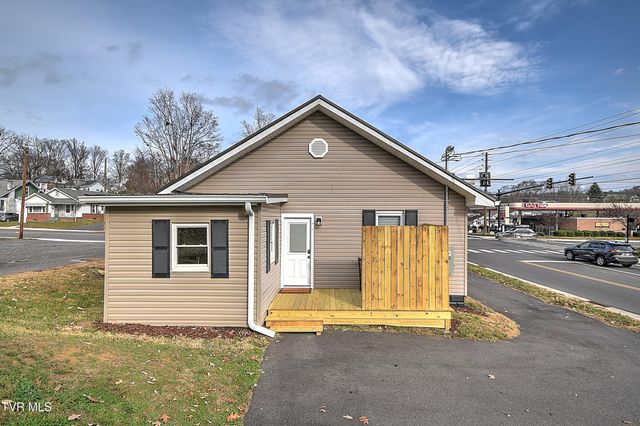 1132 Virginia Avenue, Bristol, TN 37620